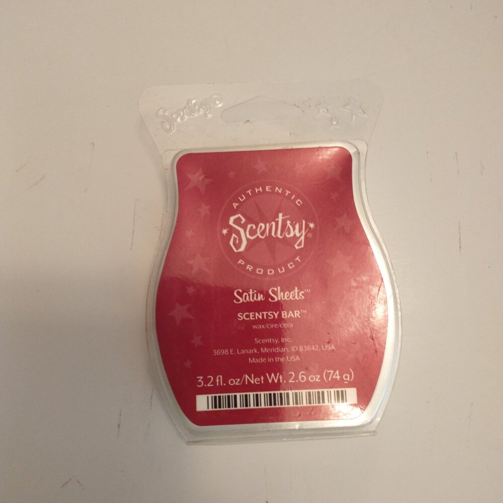 NWT Scentsy wax melts..... Satin Sheets